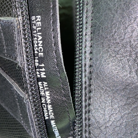 Bare Traps black ankle boot - Picture 8 of 11